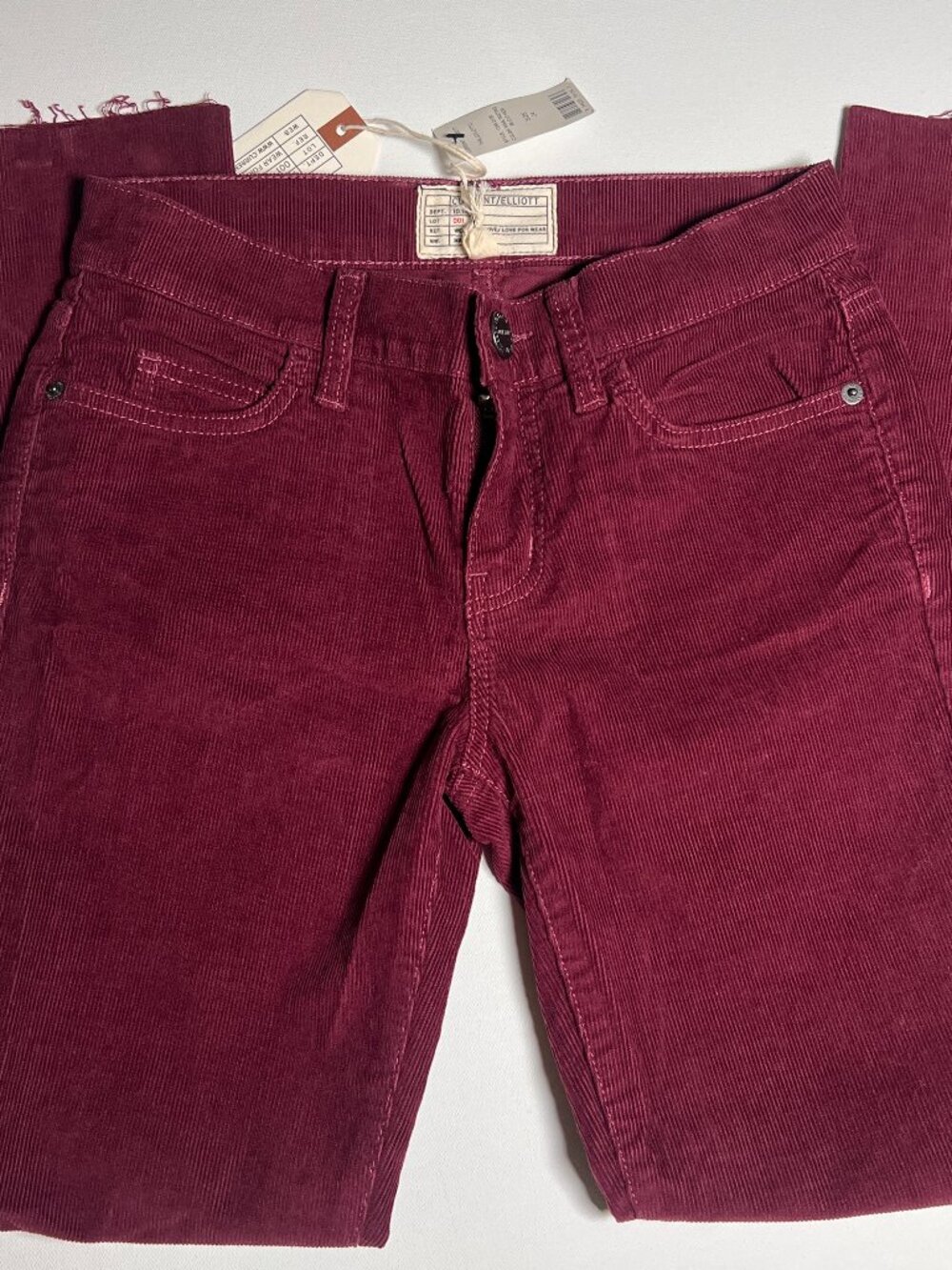 NWT Current/Eilliot the stiletto corduroy wine tasting with cut hem 24